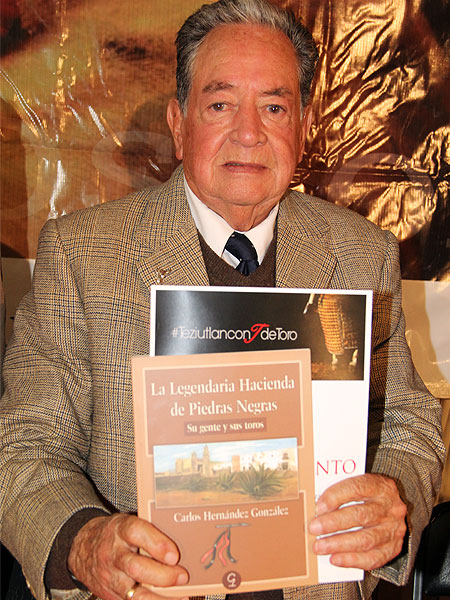 Ganadero, torero y escritor