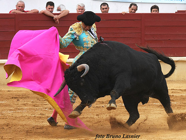 Una larga con donaire