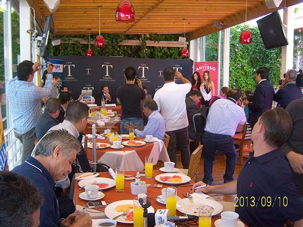 Todos los medios reunidos