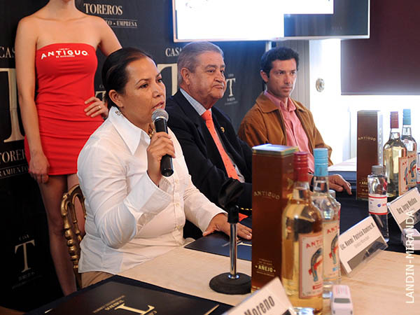 Noem� llev� el mensaje del alcalde