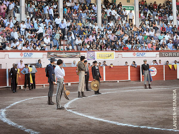Buena entrada en la San Marcos