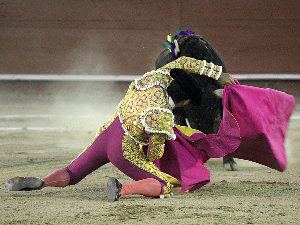 Inicio por faroles de Samperio