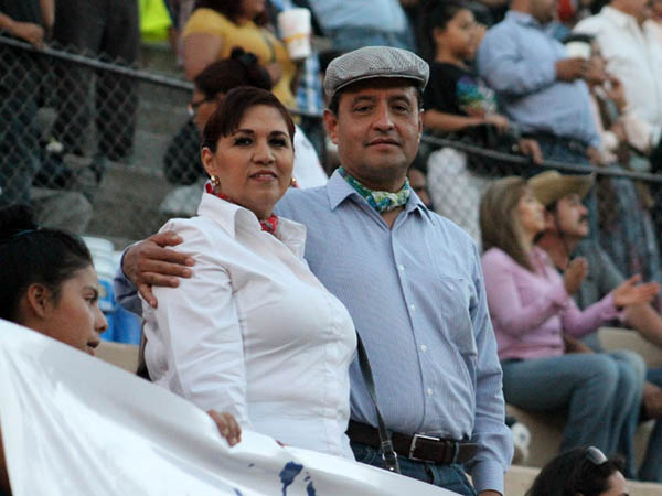 En pareja a los toros