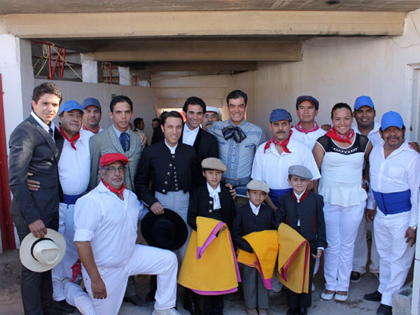 Generosa actuaci�n de los matadores