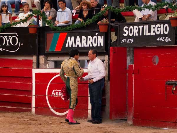 Brindis de Conrado a Pepe Arroyo