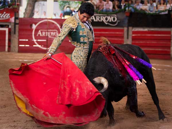 Pas�ndoselo cerca Conrado