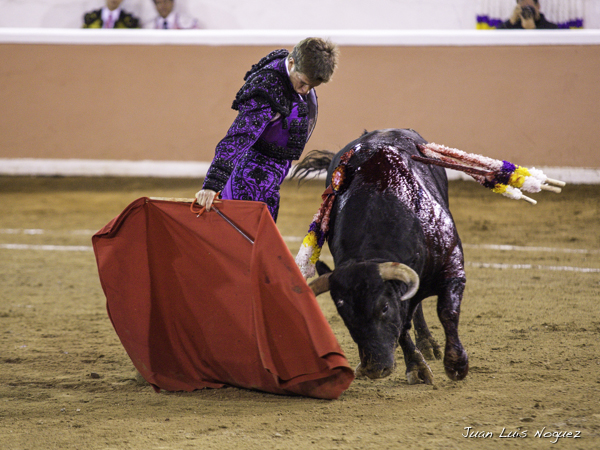 Meti� en vereda las embestidas