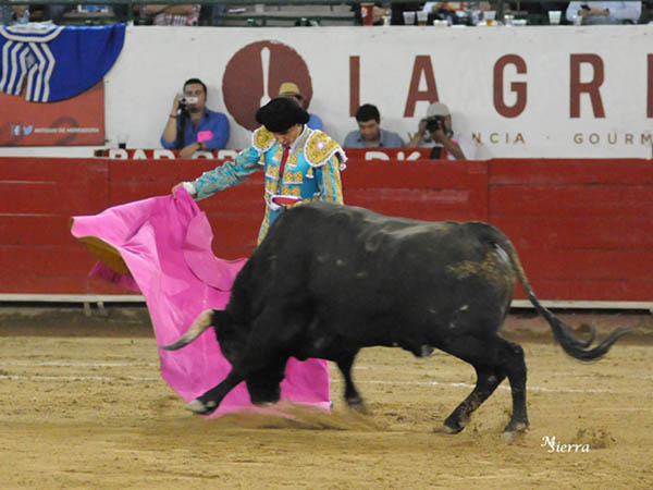 Sp�nola saluda al sexto