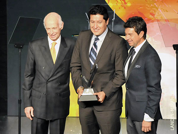 Reconocimiento a Emilio M�ndez