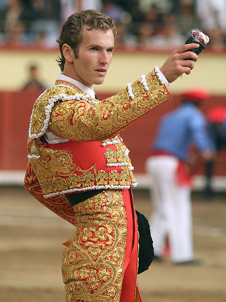 Una oreja de gran peso