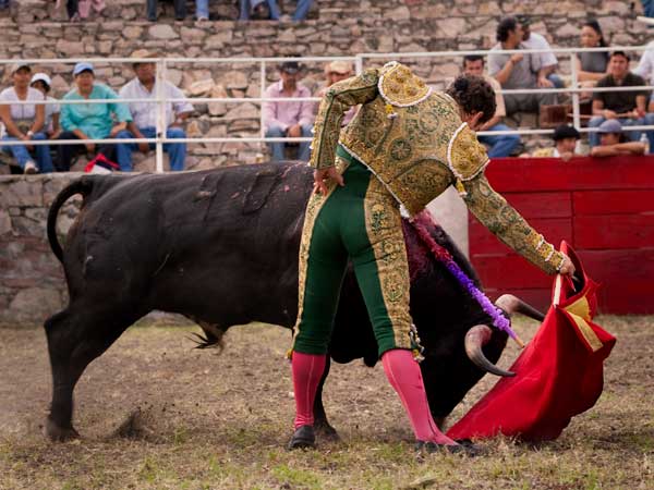 Acompa�ando con la cintura