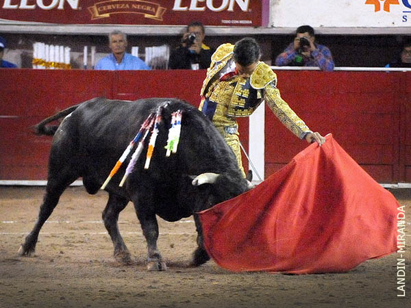 Mucho sentimiento y buen toreo