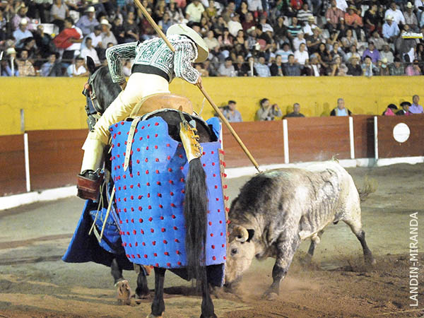 La vara de Ruso Delgado