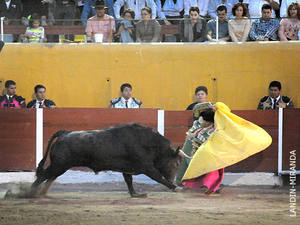 Mac�as, con deseos de agradar