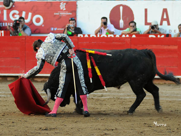 Muy cl�sico, pero distinto