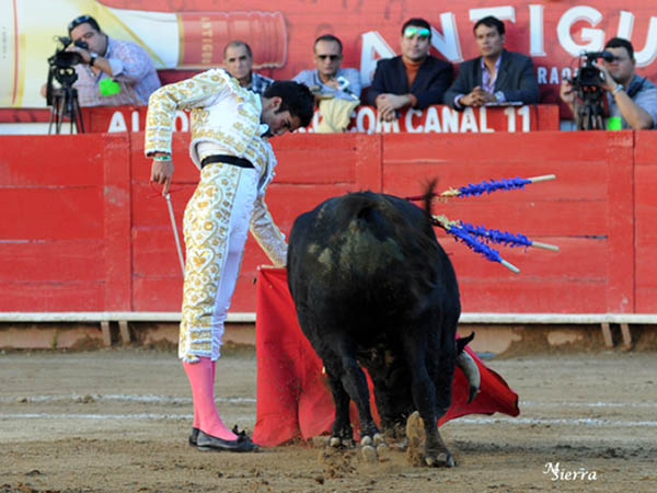 Digno y centrado en su primero