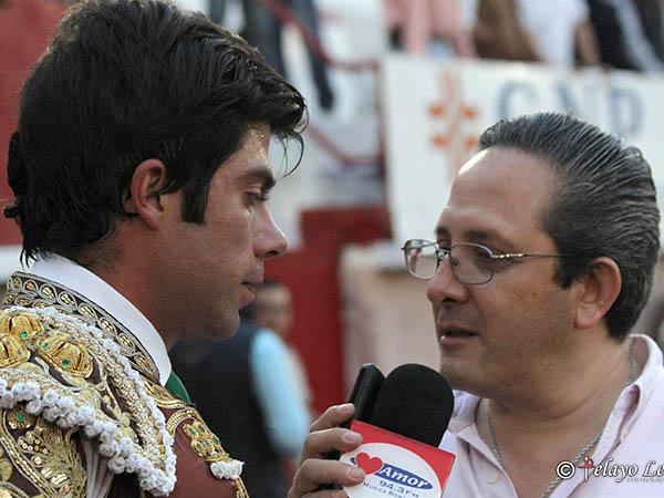 Ferm�n en la entrevista con Enrique