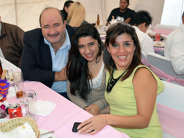 Lalo Castillo y su familia