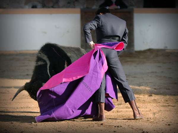 Las manos a la cadera