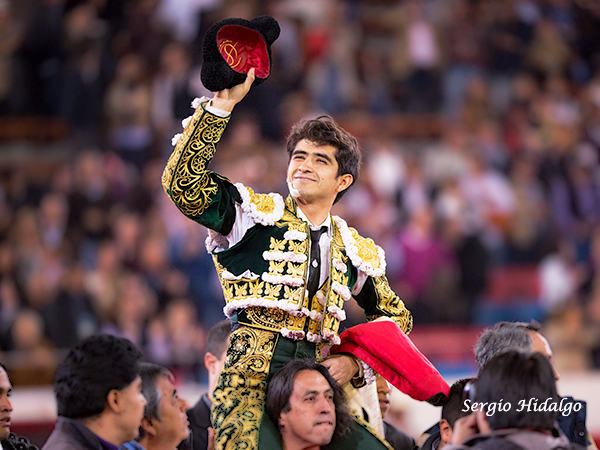 Consolid�ndose como figura