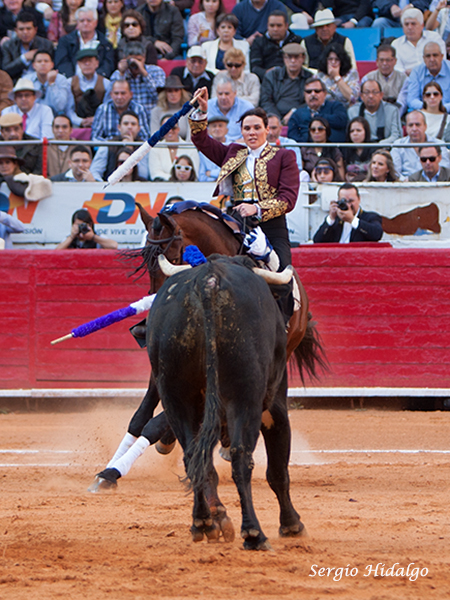 Nos record� a su padre