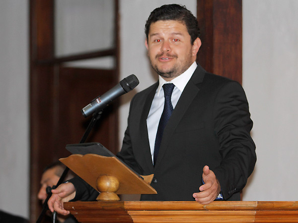 Juan Sebasti�n Rold�n