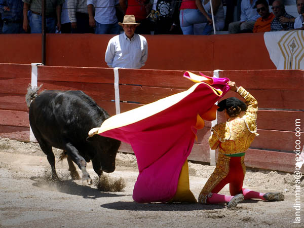 Fabi�n Barba abre el festejo