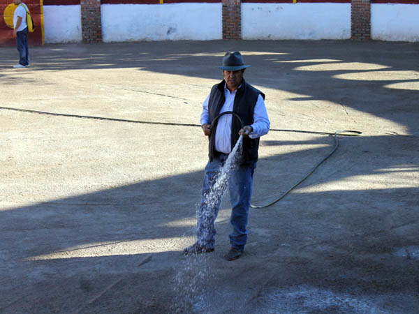 Un poco de agua antes del festejo