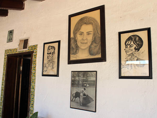 Los recuerdos en el muro de cal