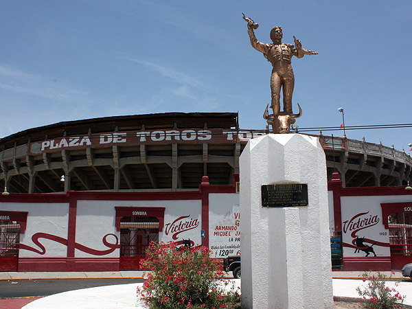 El monumento de Valente en Torre�n