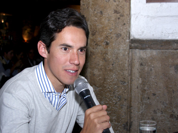 Amena charla de Diego