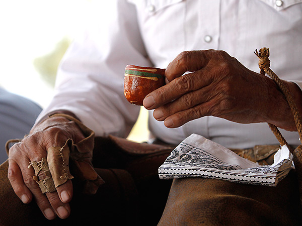 Manos curtidas de campo