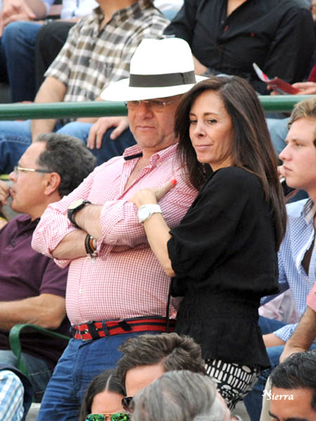 En pareja a los toros