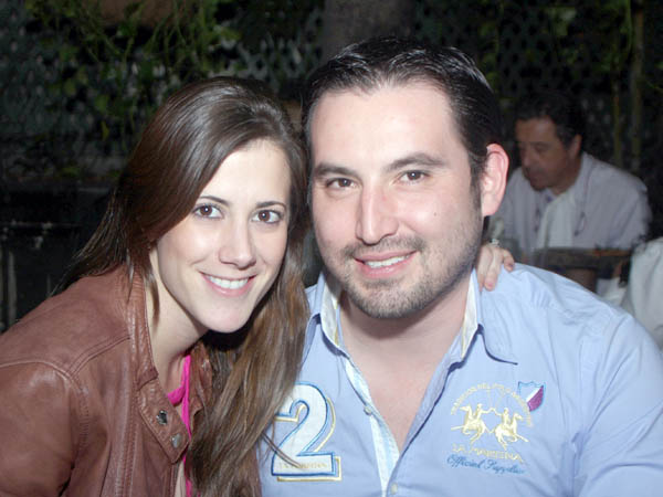 Marcela Cuesta y Daniel Orenda�n
