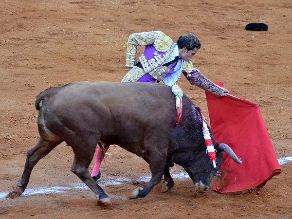 La ambici�n de Sald�var