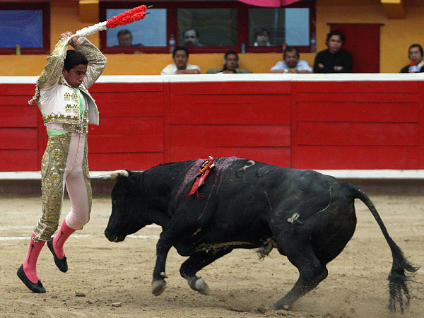 David Aguilar con los palos