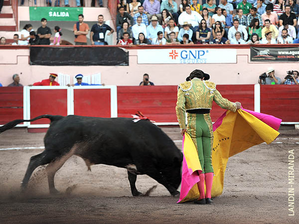 Un capote de Talavante