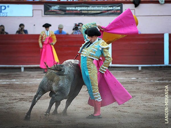 R�plica que le vali� el premio