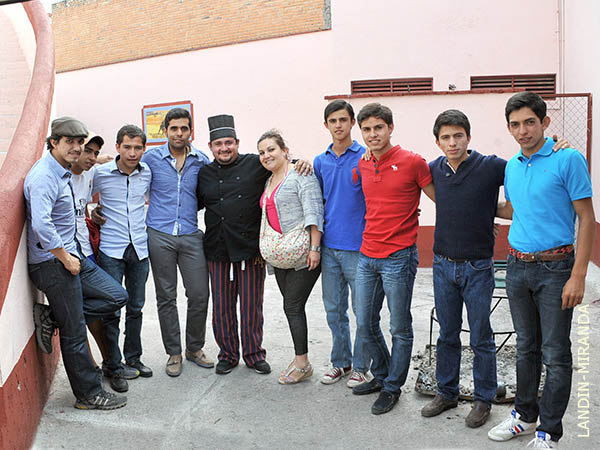 Los novilleros con el chef Ayala