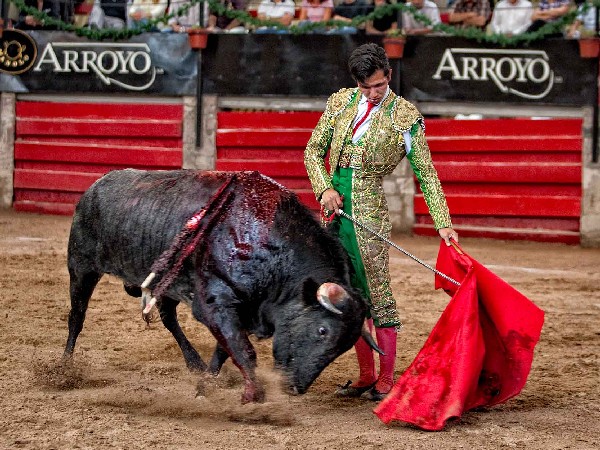 Desde�oso el muletazo