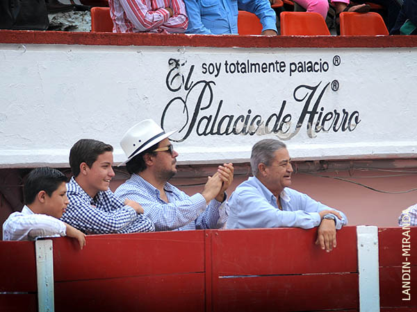 Jaleando a los peque�os