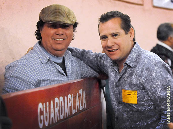 Sa�l de Mar�a y Arturo Gilio