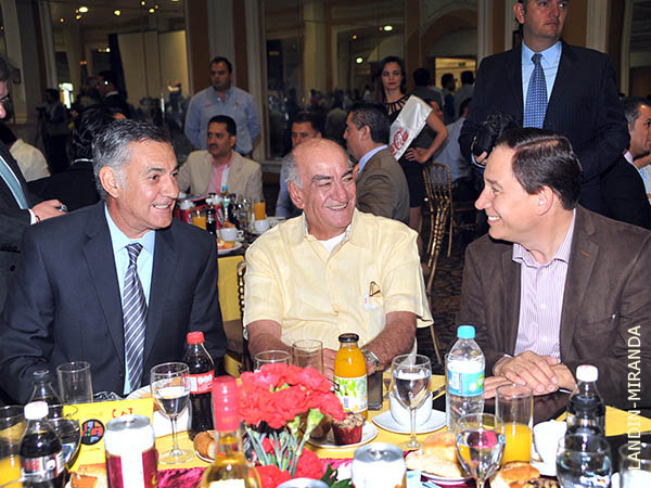 Empresa, autoridad y patrocinador