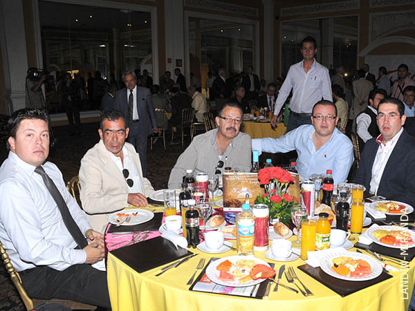 Autoridades municipales de AGS