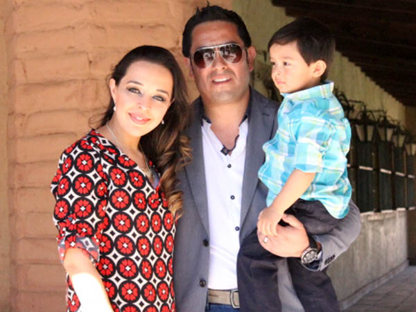 �scar Ch�vez y familia