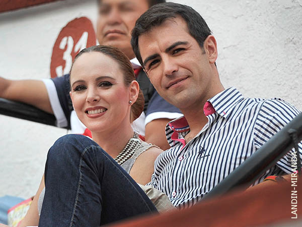 Los Mac�as en su palco