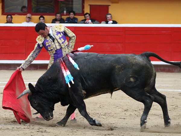 Spinola en su primero