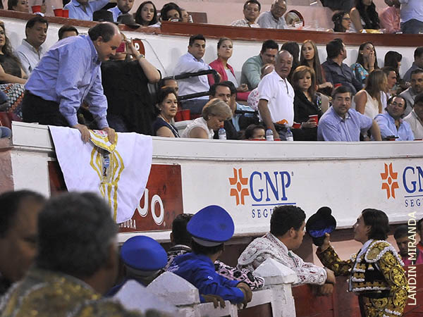 Brindis a Mario Garc�arojas