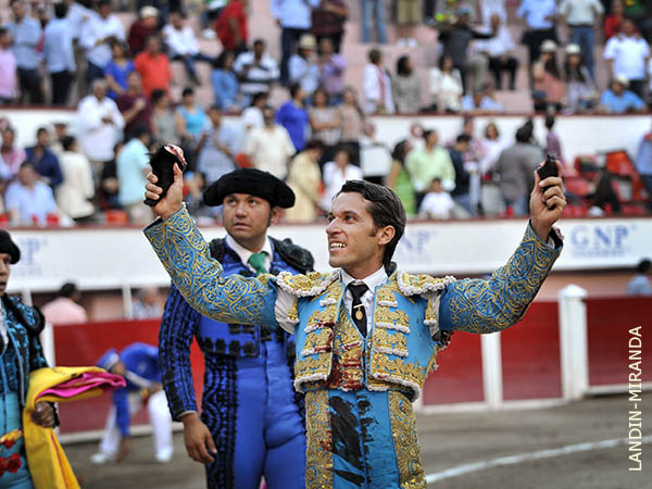 Dos valiosas orejas a su espuerta