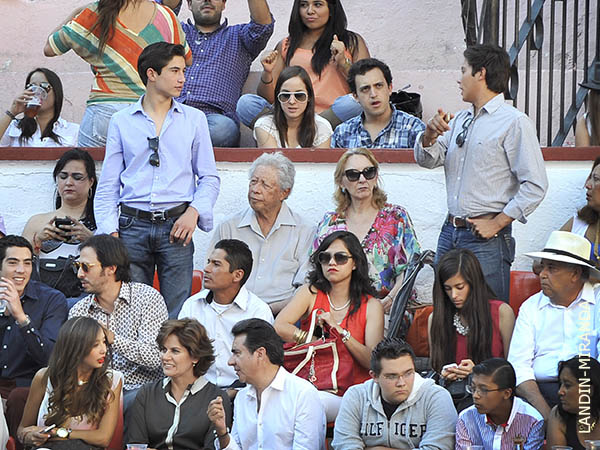 Di�logos de novilleros